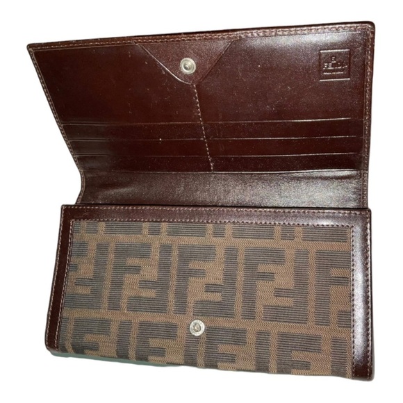 FENDI Bi-fold Zucca Continental Wallet in Tobacco. - Picture 12 of 16
